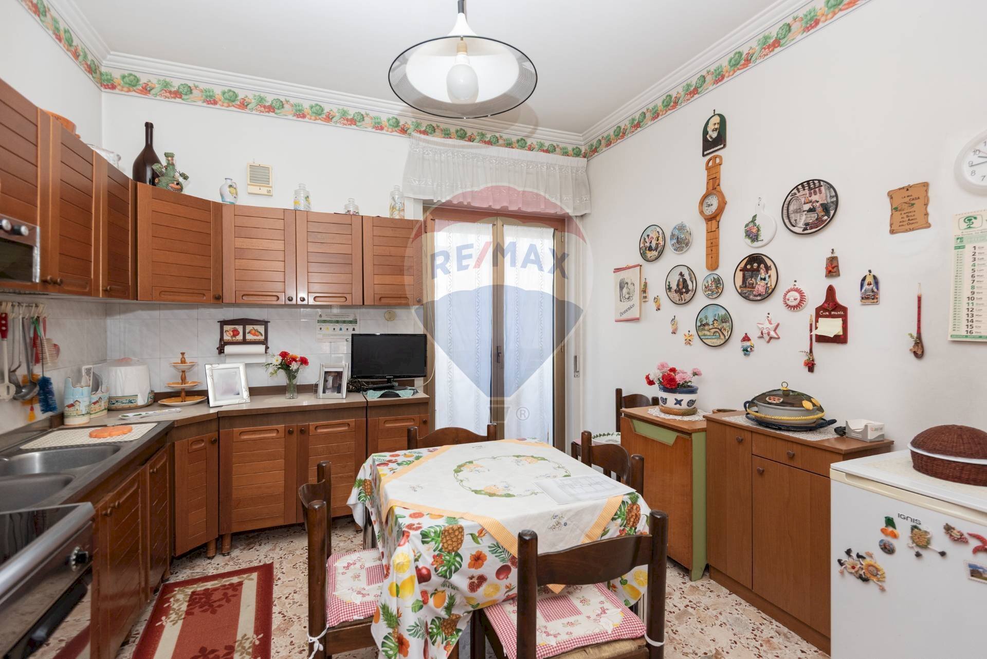 Cucina - Trilocale Via Vittorio Emanuele
51, Gravina di Catania - foto 2