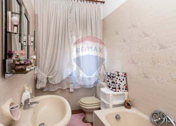 Bagno - Trilocale Via Vittorio Emanuele
 
51, Gravina di Catania - foto 6