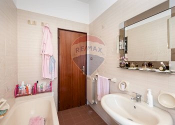 Bagno - Trilocale Via Vittorio Emanuele
 
51, Gravina di Catania - foto 7