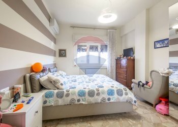 Camera / camera da letto - Appartamento Via agostino De Cosmi
 
5, Catania - foto 16