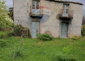 Casa all\'aperto - Terreno agricolo contrada san giovanni, Roccella Valdemone - foto 1