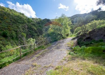 Vista delle montagne - Villa provinciale 25 Km 9, Mandanici - foto 27