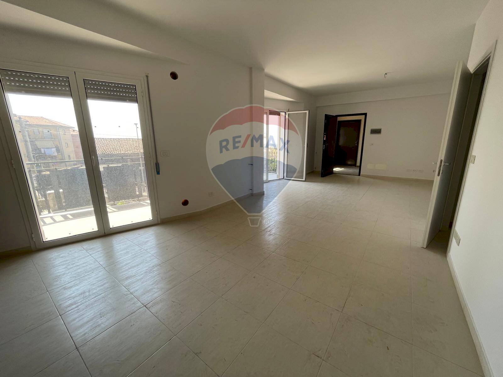 Stanza vuota - Attico VIA PAPA GIOVANNI XIII, Camporotondo Etneo - foto 2