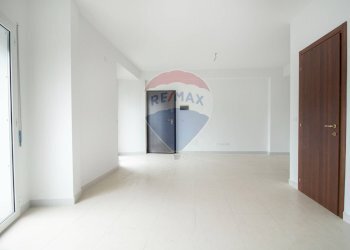 Stanza vuota - Attic VIA PAPA GIOVANNI XIII, Camporotondo Etneo - photo 18