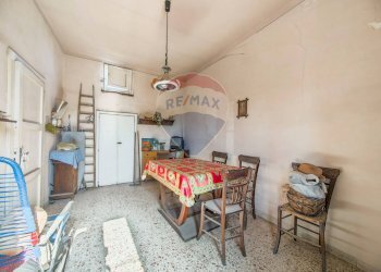 Sala da pranzo - Apartment Francofonte - photo 28