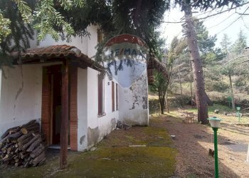 Casa all\'aperto - Casa indipendente Contrada Petto Petraro
 
SNC, Linguaglossa - foto 35