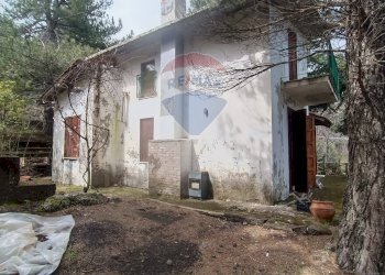 Casa all\'aperto - Casa indipendente Contrada Petto Petraro
 
SNC, Linguaglossa - foto 49