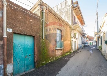 Edificio all\'aperto - Rustic Via Soldato Scuto Salvatore
 
27/A, San Giovanni la Punta - photo 1