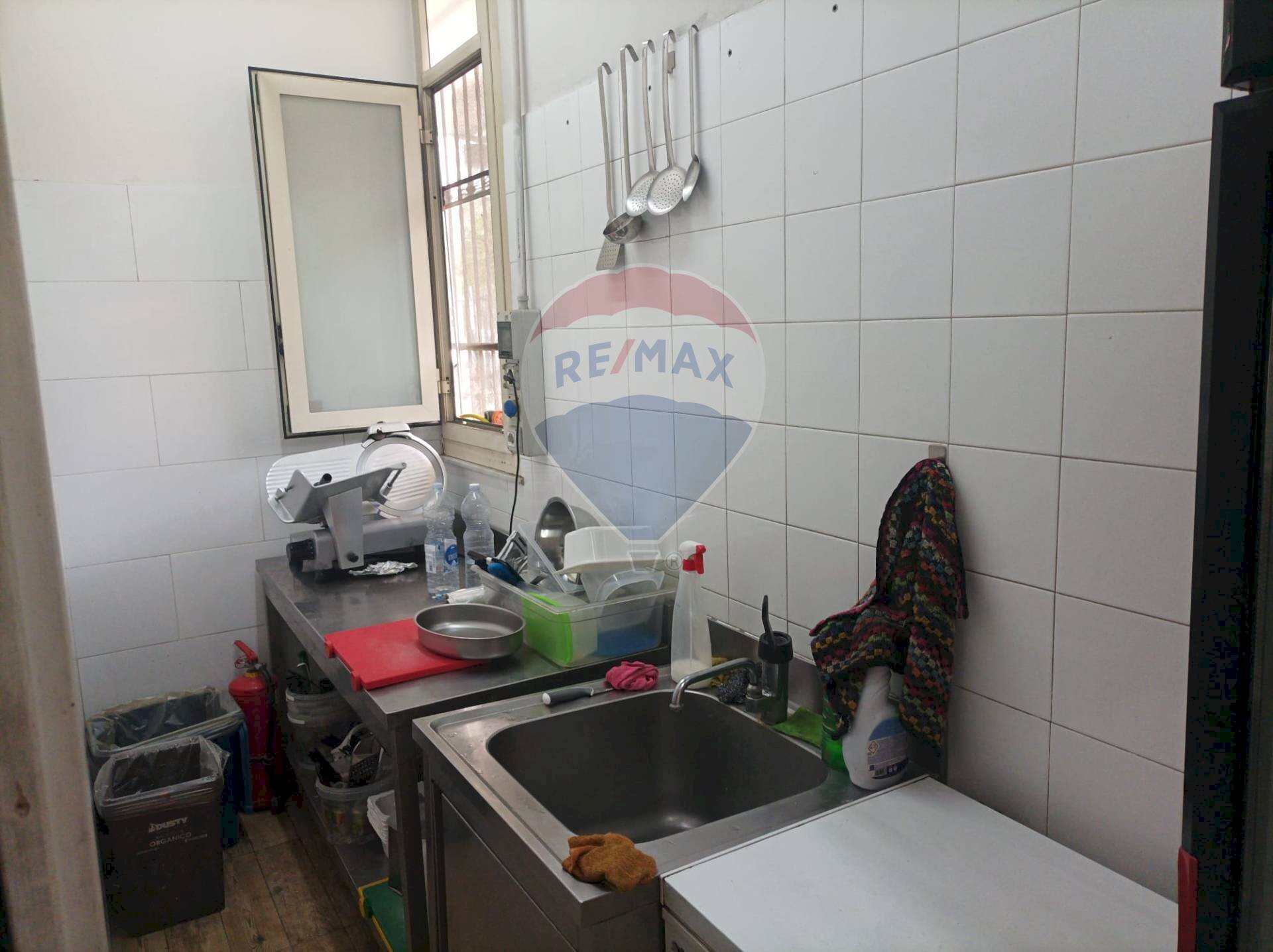 Cucina - Commercial Activity VIA ROMA
 
88, San Gregorio di Catania - photo 3