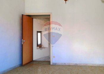 Stanza vuota - Casa semi indipendente via Roma
 
101, Solopaca - foto 25