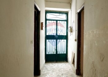 Hall / corridoio - Casa semi indipendente via Roma
 
101, Solopaca - foto 27