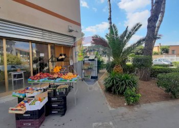 Terrazza - Locale Commerciale Via Pietro Micca
 
13, Caserta - foto 2