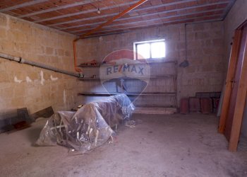 Parcheggio - Casa indipendente Via Armando Diaz
 
27, Bellona - foto 12