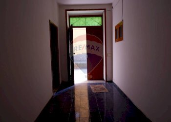 Hall / corridoio - Casa indipendente Via Armando Diaz
 
27, Bellona - foto 13