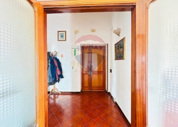 Hall / corridoio - Quadrilocale Corso Umberto I
 
373, Alvignano - foto 19