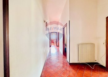 Hall / corridoio - Quadrilocale Corso Umberto I
 
373, Alvignano - foto 20