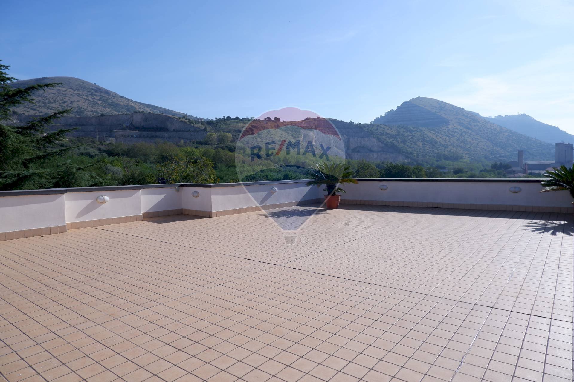 Terrazzo - Four-room apartment Via Louis Pasteur
28, Caserta - photo 2