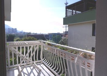 Balcone cucina - Quadrilocale Via  Louis Pasteur
 
28, Caserta - foto 7