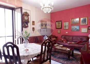 Salone - Quadrilocale Via  Louis Pasteur
 
28, Caserta - foto 12