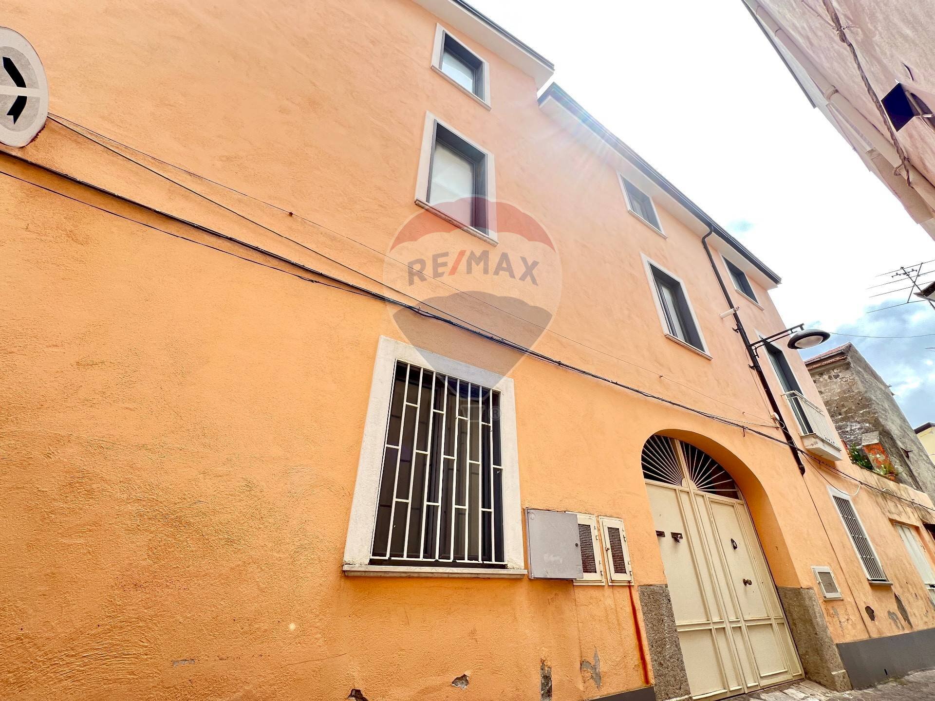 Edificio all\'aperto - Independent house Via A. della Cioppa
 
13, Bellona - photo 2