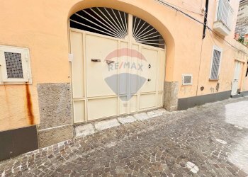 Edificio all\'aperto - Casa indipendente Via A. della Cioppa
 
13, Bellona - foto 3