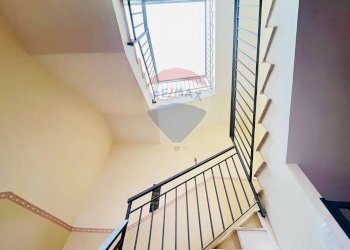 Scale - Casa indipendente Via A. della Cioppa
 
13, Bellona - foto 8