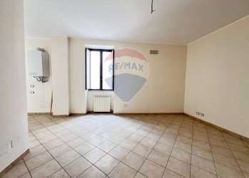 Stanza vuota - Casa indipendente Via A. della Cioppa
 
13, Bellona - foto 15