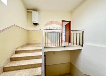 Scale - Casa indipendente Via A. della Cioppa
 
13, Bellona - foto 39