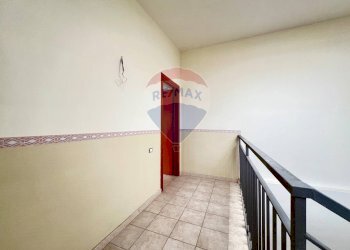 Hall / corridoio - Casa indipendente Via A. della Cioppa
 
13, Bellona - foto 40