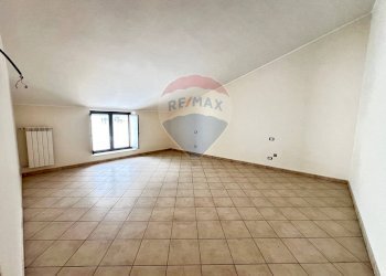 Stanza vuota - Casa indipendente Via A. della Cioppa
 
13, Bellona - foto 53