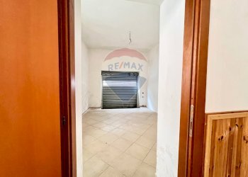 Hall / corridoio - Casa indipendente Via A. della Cioppa
 
13, Bellona - foto 68