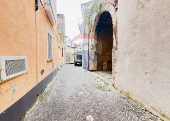 Edificio all\'aperto - Casa indipendente Via A. della Cioppa
 
13, Bellona - foto 78