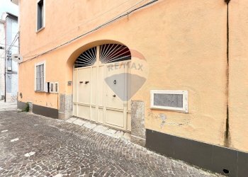 Edificio all\'aperto - Casa indipendente Via A. della Cioppa
 
13, Bellona - foto 79