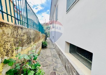 Giardino - Villa Via Tufo
 
6, Vitulazio - foto 6