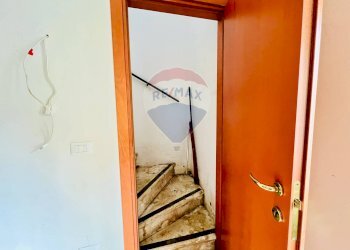 Scale - Villa Via Tufo
 
6, Vitulazio - foto 83