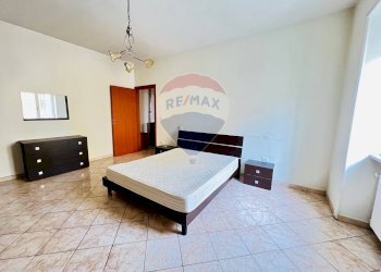 Camera / camera da letto - Villa Via Tufo
 
6, Vitulazio - foto 97