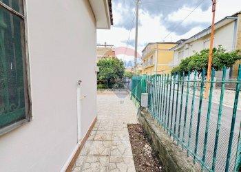 Balcone - Villa Via Tufo
 
6, Vitulazio - foto 106