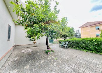 Terrazza - Villa Via Tufo
 
6, Vitulazio - foto 119