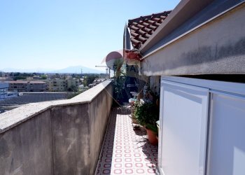 Terrazza - Trilocale Via JOHN ANDREW GRAEFER PIAZZA PITESTI
 
2, Caserta - foto 30