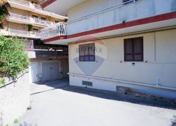 Edificio all\'aperto - Trilocale Via JOHN ANDREW GRAEFER PIAZZA PITESTI
 
2, Caserta - foto 49