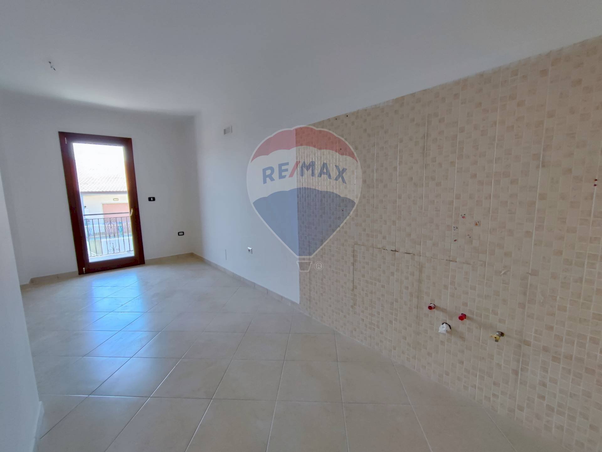 cucina - Semi-detached Villa Via Guglielmo Stendardo
 
3, Sparanise - photo 1