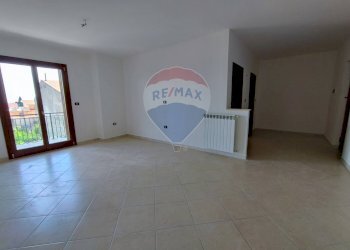 salone - Semi-detached Villa Via Guglielmo Stendardo
 
3, Sparanise - photo 4