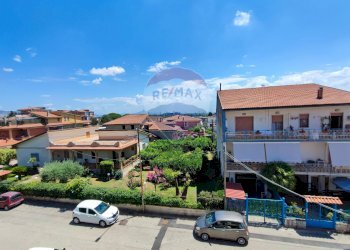 Edificio all\'aperto - Semi-detached Villa Via Guglielmo Stendardo
 
3, Sparanise - photo 11