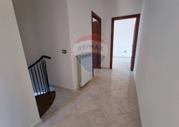 Hall / corridoio - Semi-detached Villa Via Guglielmo Stendardo
 
3, Sparanise - photo 33