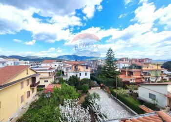 Edificio all\'aperto - Semi-detached Villa Via Guglielmo Stendardo
 
3, Sparanise - photo 44