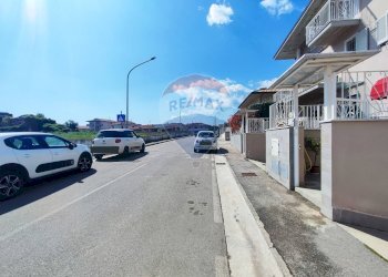 Edificio all\'aperto - Terraced Villa Via del Lazzaretto
 
15, Sparanise - photo 47