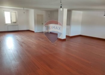 Stanza vuota - Terraced Villa Via del Lazzaretto
 
15, Sparanise - photo 32