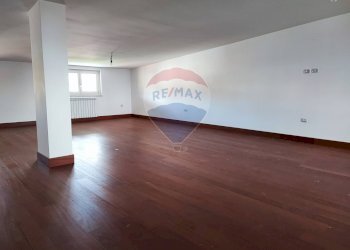 Stanza vuota - Terraced Villa Via del Lazzaretto
 
15, Sparanise - photo 33