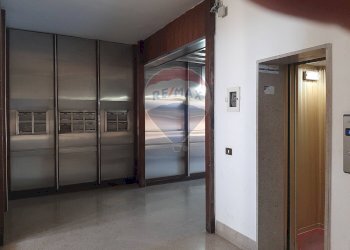 Ricezione / Lobby - Attico Piazza Aldo Moro
 
26, Caserta - foto 6