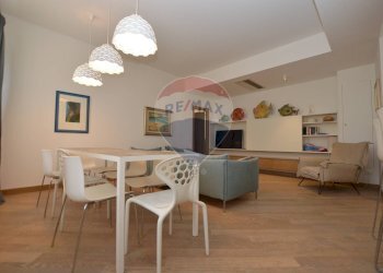 Sala da pranzo - Quadrilocale vico Isonzo
 
1, Alassio - foto 4